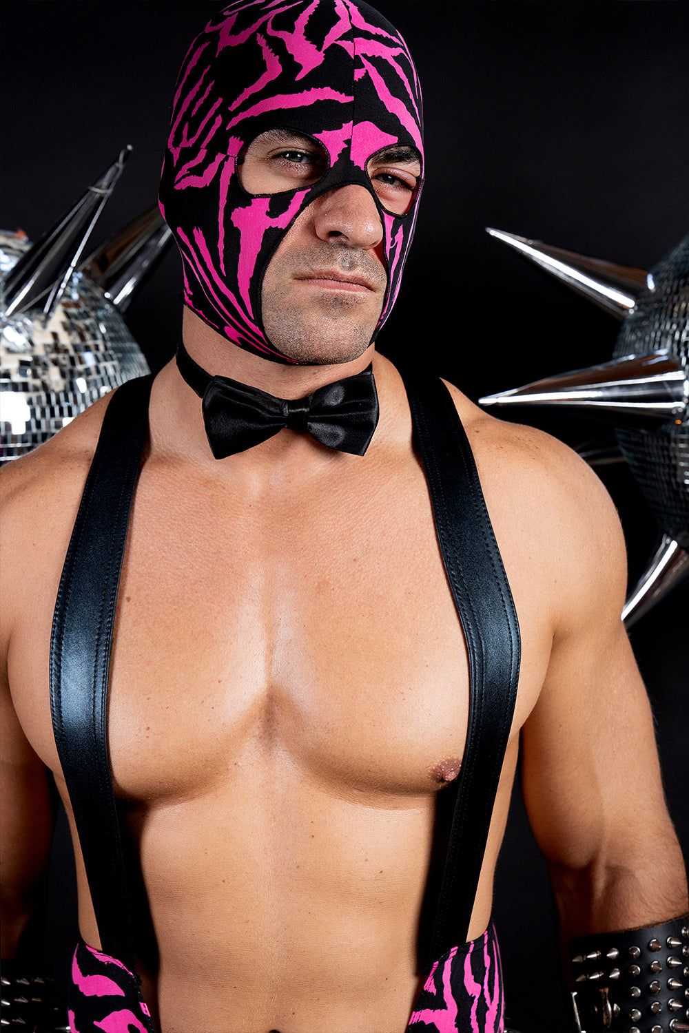 Pro Wrestler Costume (Hood Included)
